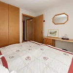 Chalet Veni- Vidi- Mansi By Interhome Champex-Lac